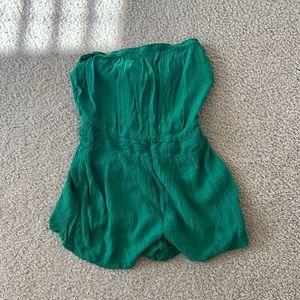 Forever 21 green romper size small